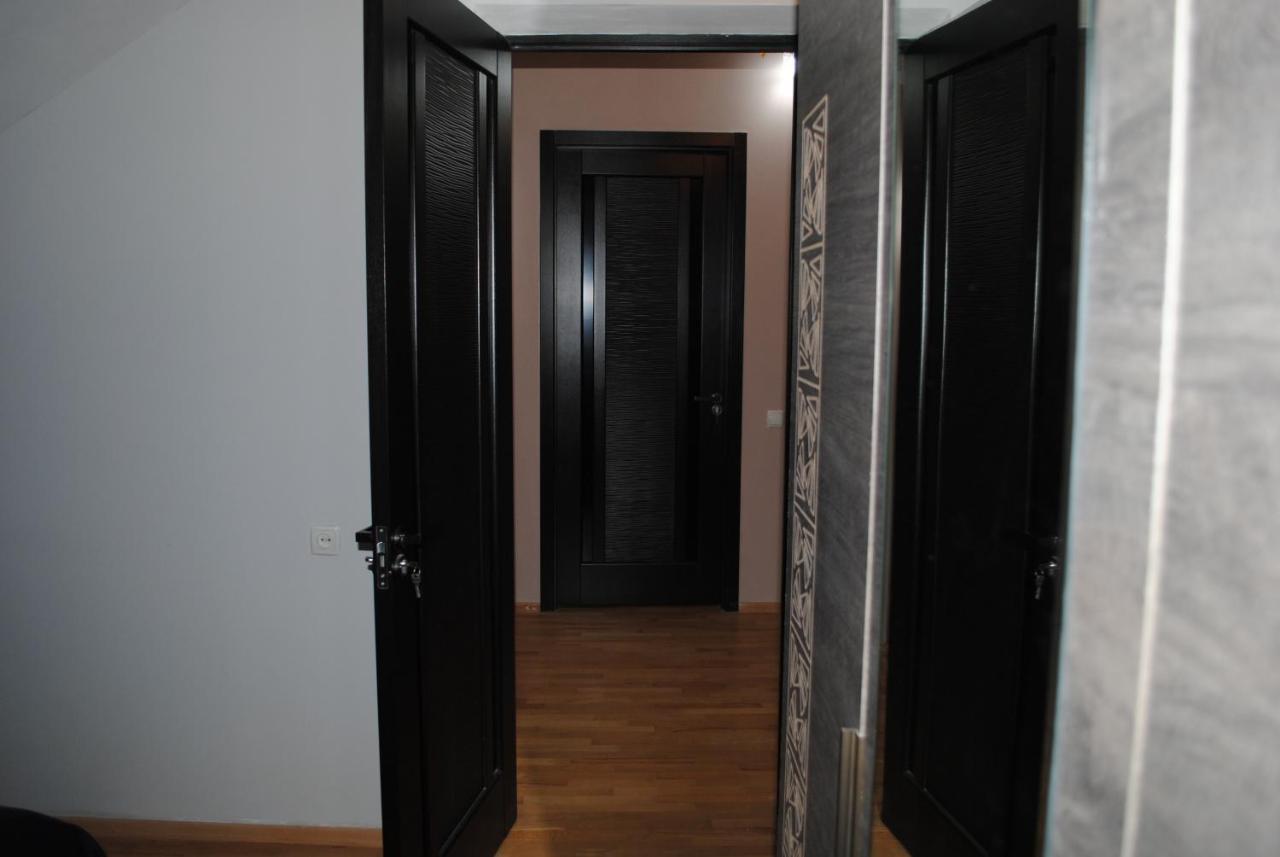 Family Guesthouse - Macharashvili Tbilisi Exteriör bild