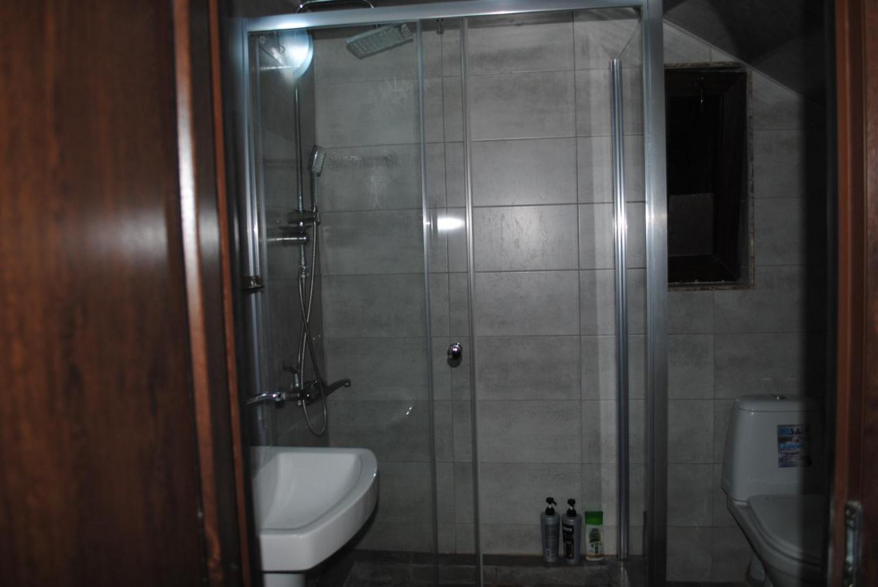 Family Guesthouse - Macharashvili Tbilisi Exteriör bild