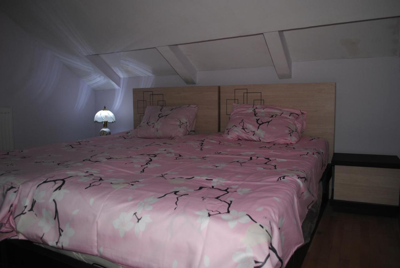 Family Guesthouse - Macharashvili Tbilisi Exteriör bild