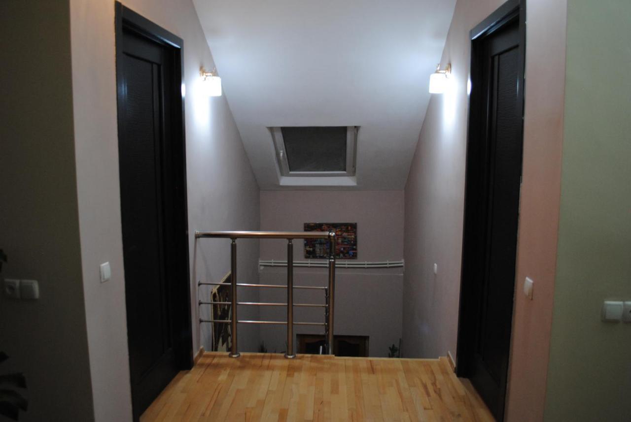 Family Guesthouse - Macharashvili Tbilisi Exteriör bild
