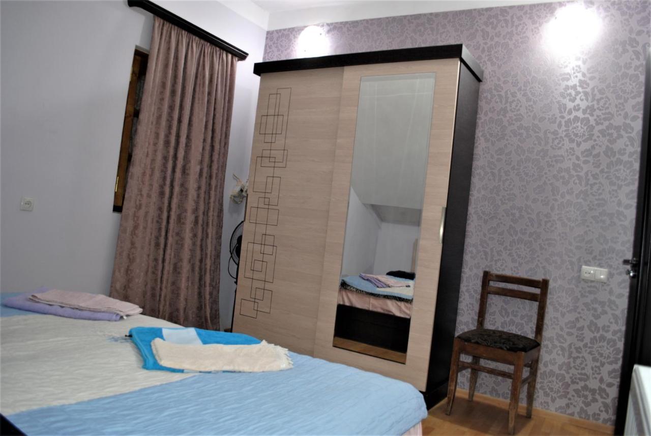 Family Guesthouse - Macharashvili Tbilisi Exteriör bild