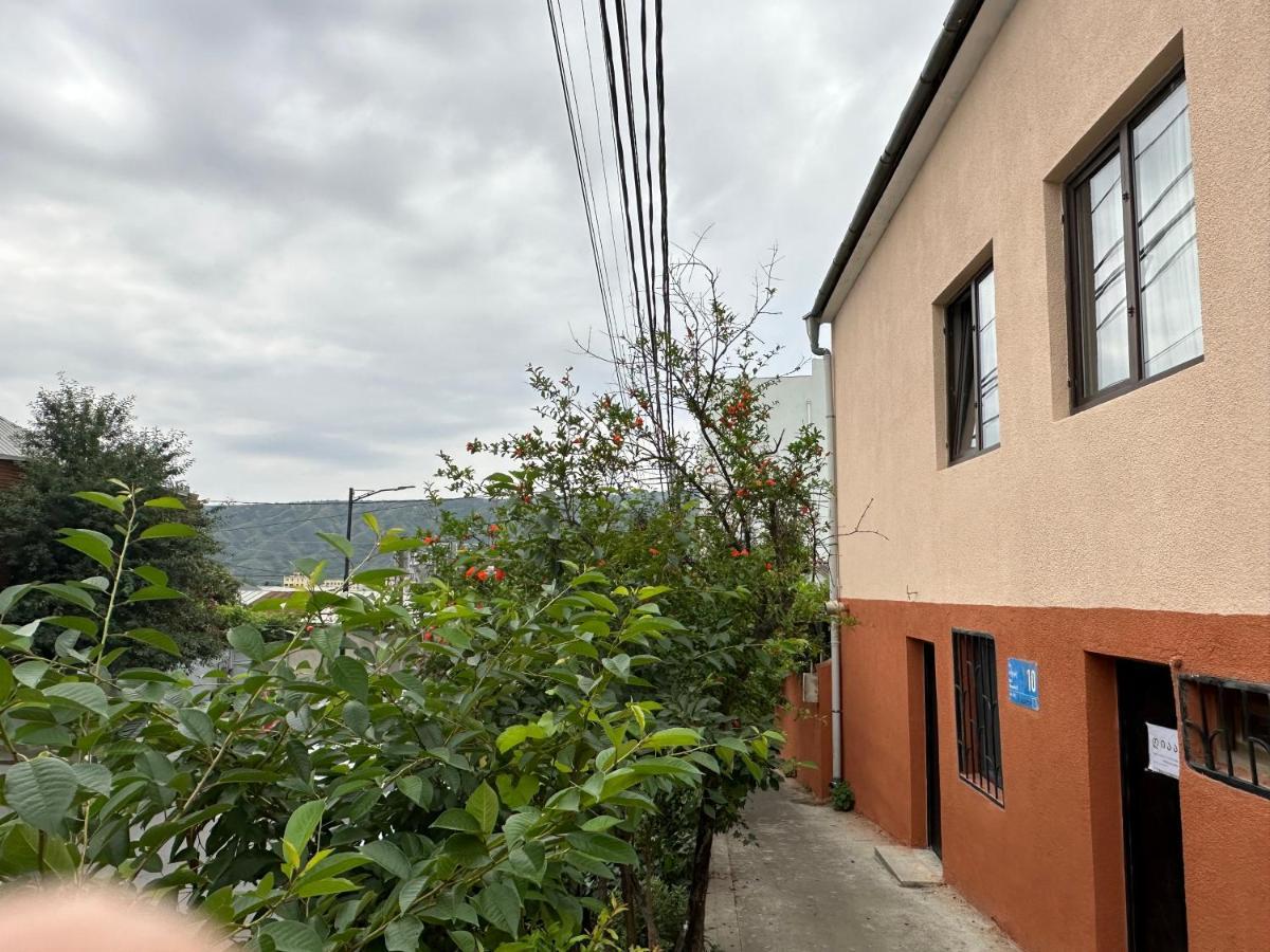 Family Guesthouse - Macharashvili Tbilisi Exteriör bild